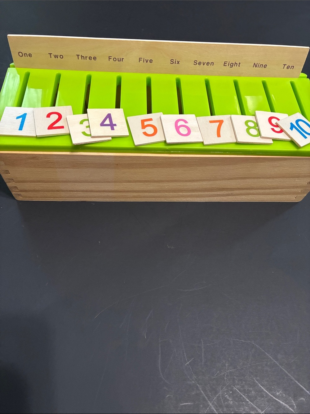 Montessori Knowledge Classification Box - Picture 4 of 12
